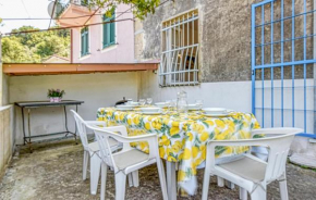 3 Bedroom Amazing Home In Terrile Uscio